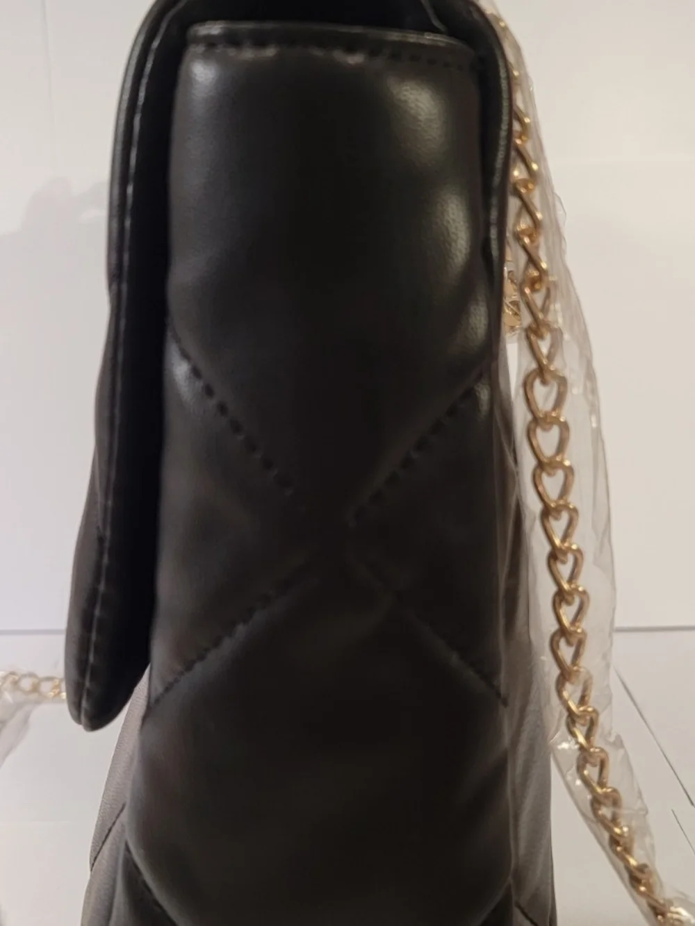 Badgley Mischka BM-4176 Black Quilted Chain Crossbody Bag NWT